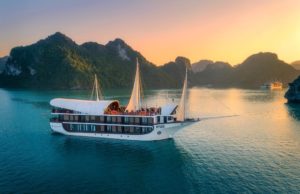 Lan Ha Bay Cruise, Cat Ba Island Vietnam