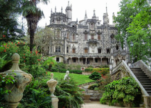 Explore Quinta da Regaleira Sintra