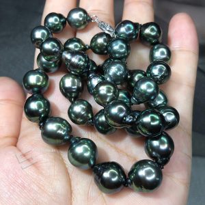 What is Tahiti famous for Tahitian Black Pearls