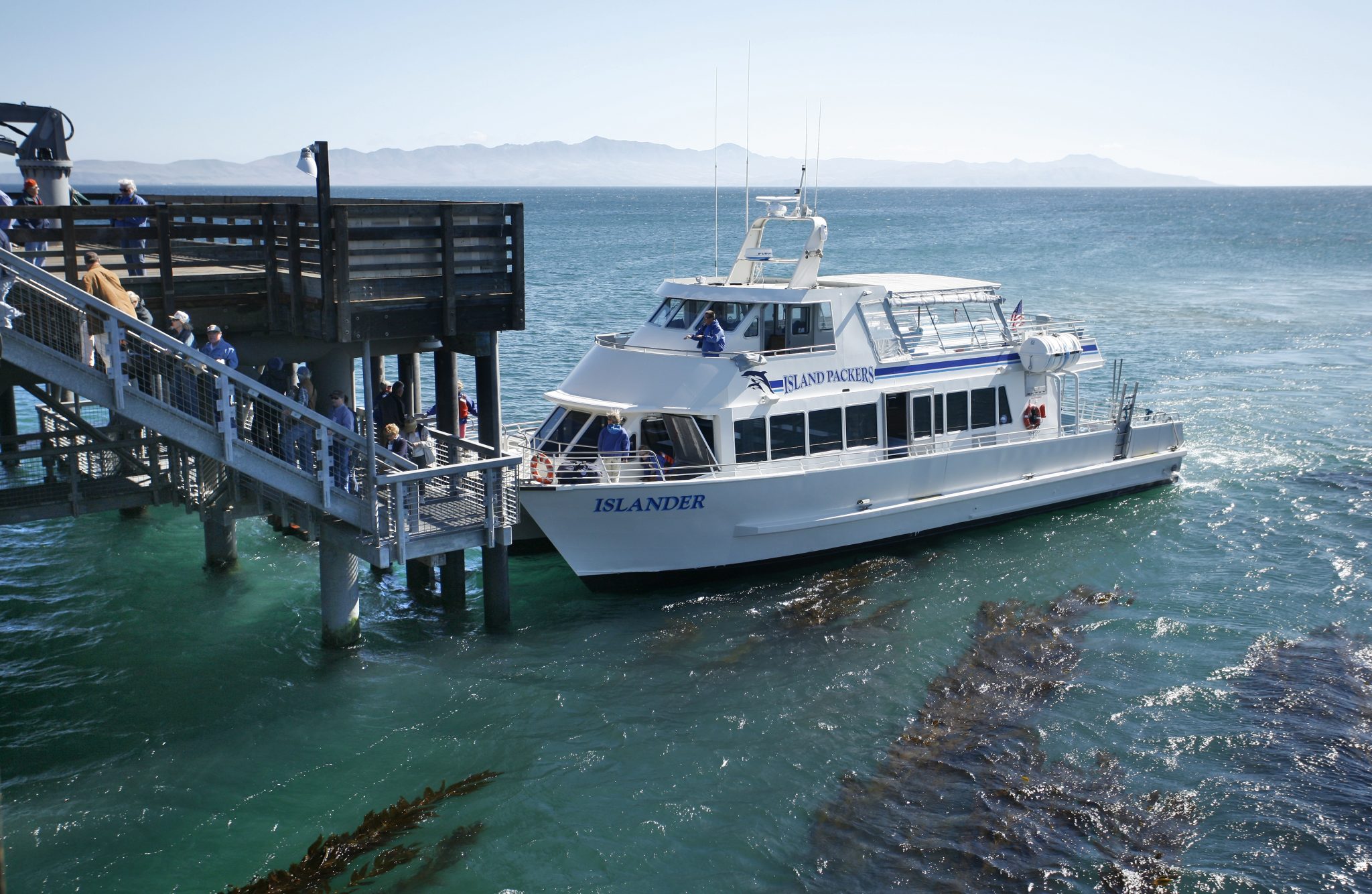 santa cruz island boat trip