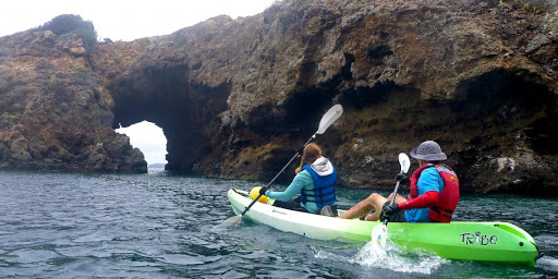 Santa Cruz Island Kayaking