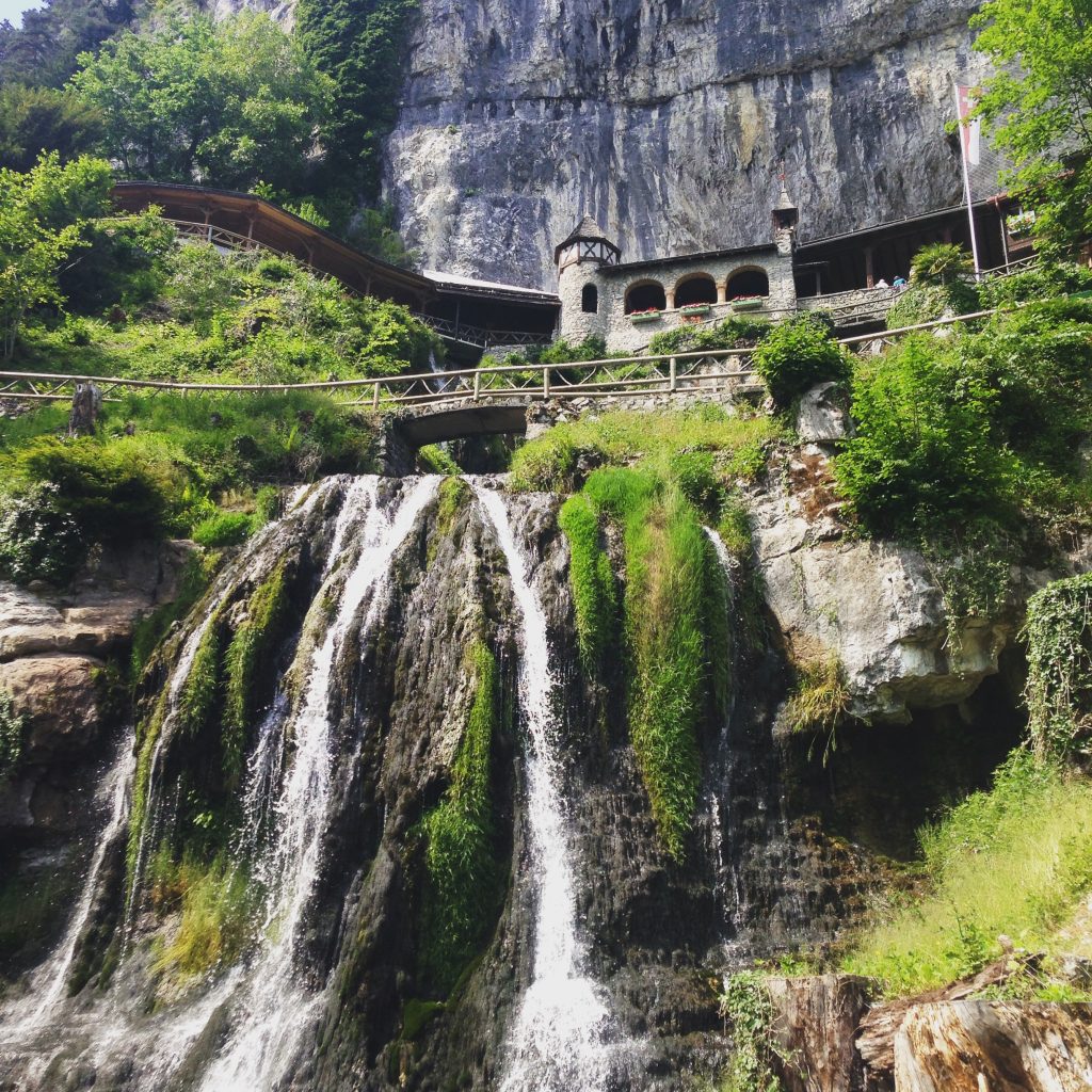 Visit St. Beatus Caves and waterfalls in Interlaken