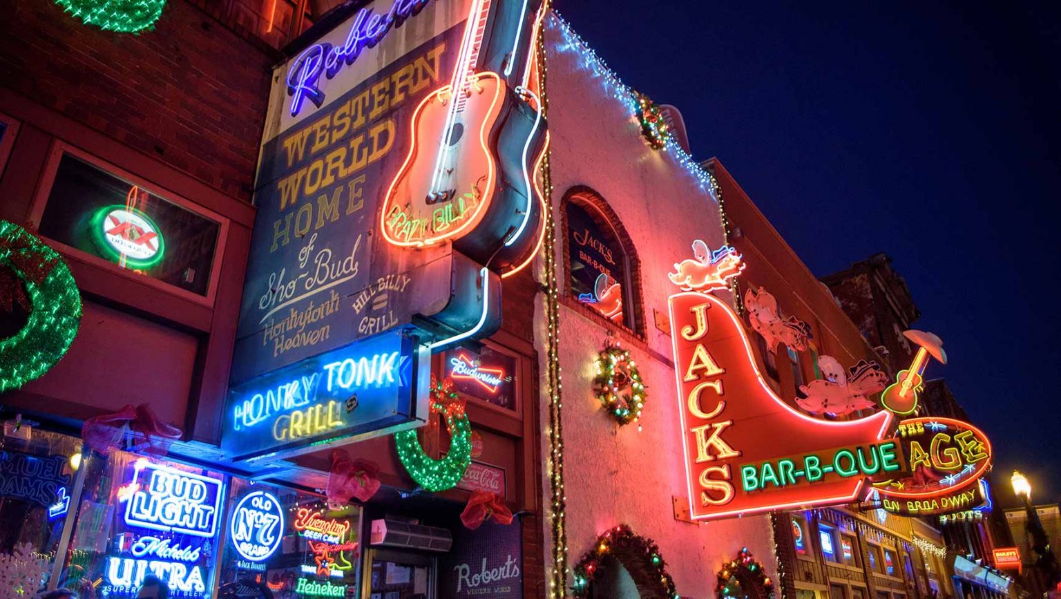 famous tourist attractions in nashville