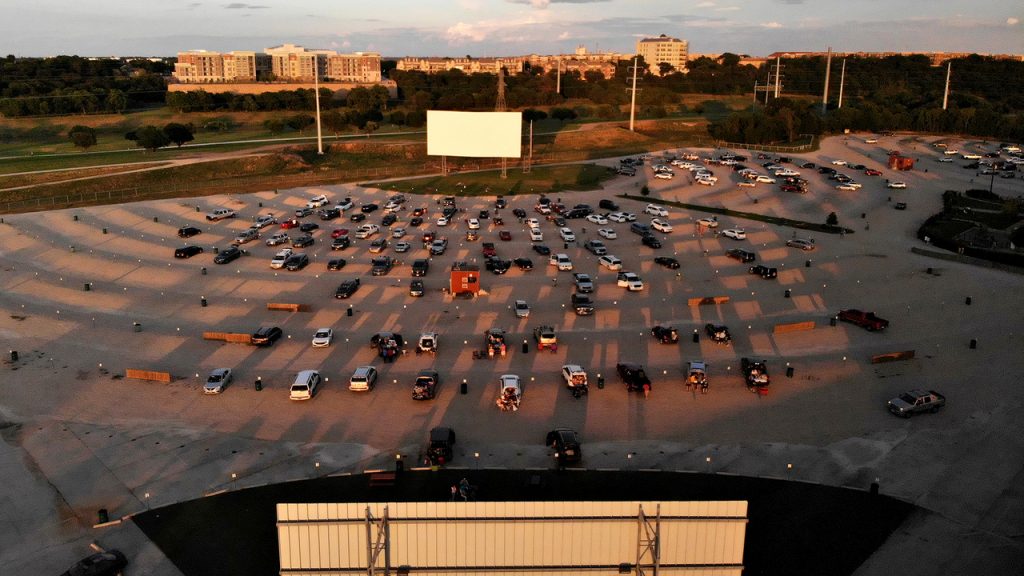 Things to Do in Fort Worth Coyote Drive-In Theater