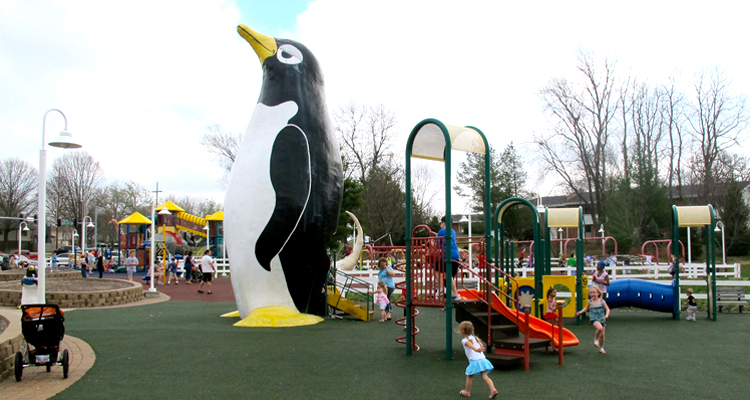 Things to Do in Kansas City Penguin Park