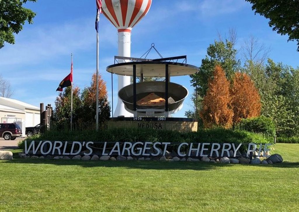 World's Largest Cherry Pie Pan