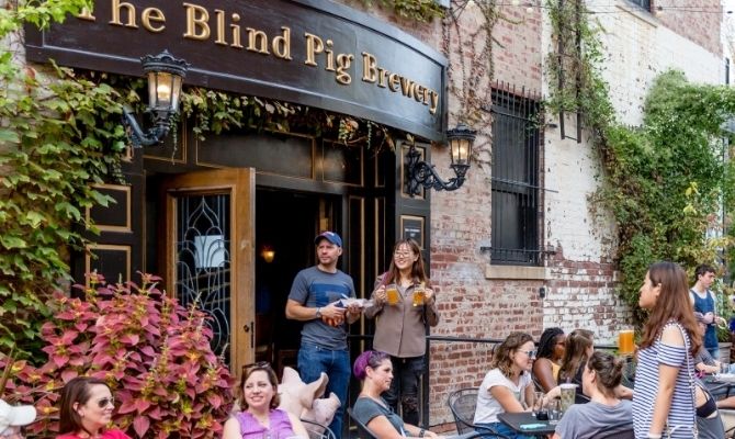 Things to do in Champaign IL The Blind Pig Brewery