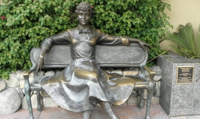 Lucille Ball Statue Palm Springs CA