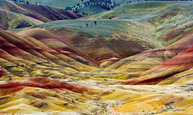 Things to Do in Oregon Painted Hills, Mitchell