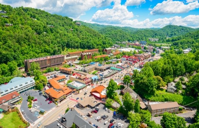 10 Top Things to Do in Gatlinburg, TN