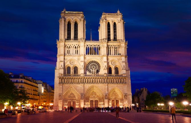 Cathédrale Notre-Dame de Paris Cathedral Towers