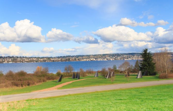 Parks in Seattle Warren G. Magnuson Park