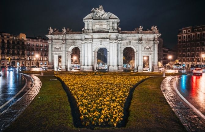 Puerta de Alcalá Madrid Spain