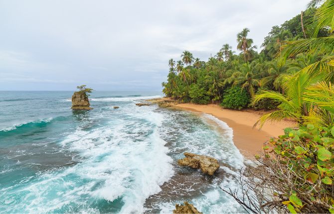 Beaches in Costa Rica Playa Manzanillo