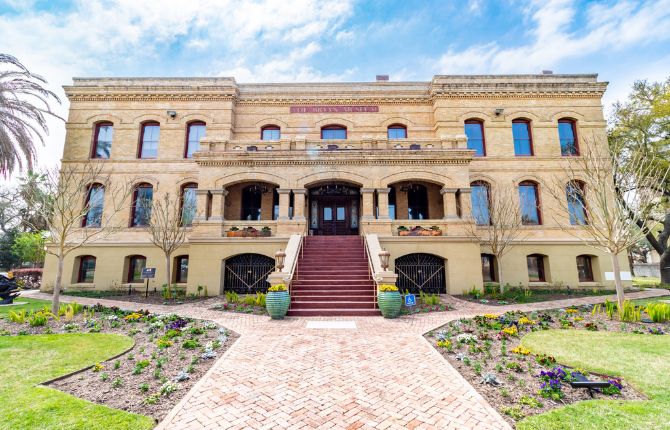 Things to Do in Galveston The Bryan Museum