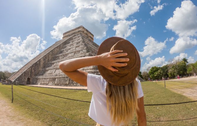 Travel-Friendly Credit Card Options in Mexico