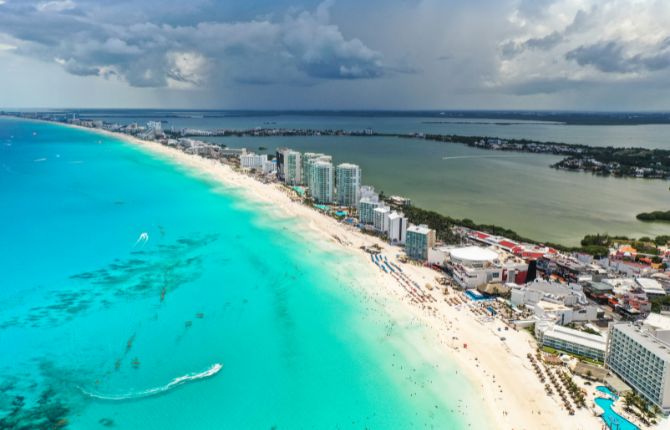 resort cities in Mexico Cancun