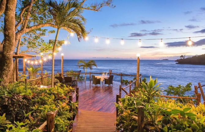 Best Hotels in Fiji Savasi Island Resort