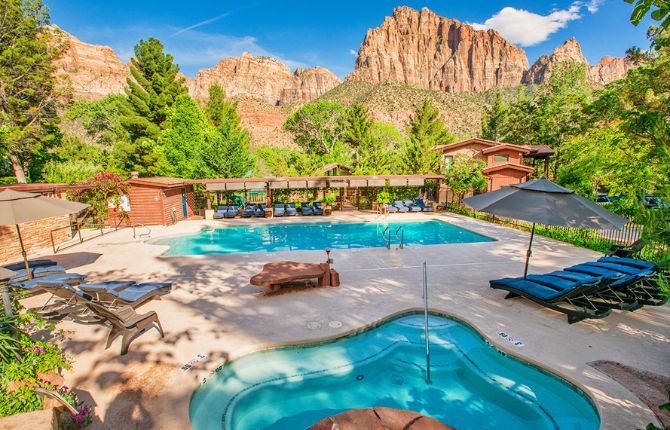Best Hotels in Zion National Park: Cliffrose Lodge & Gardens at Zion National Park
