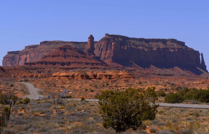 Best Places to Visit in Utah: Monument Valley — Oljato-Monument Valley