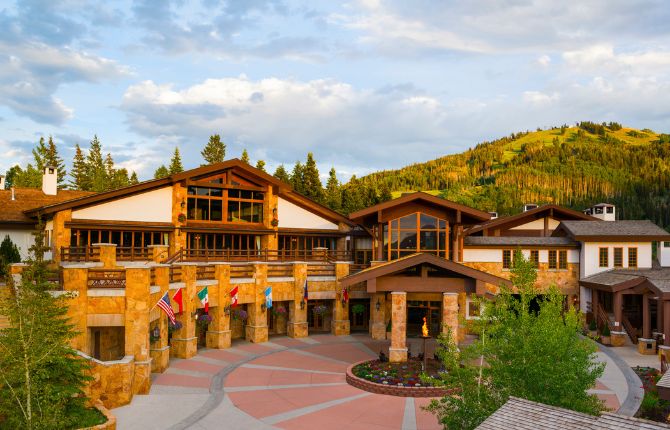 Best Family Hotels in Utah Stein Eriksen Lodge Deer Valley