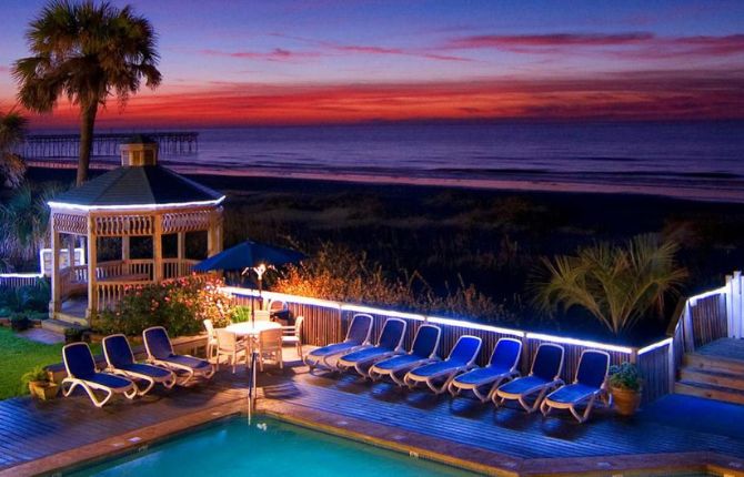 Ocean Isle Inn Family Hotels in North Carolina